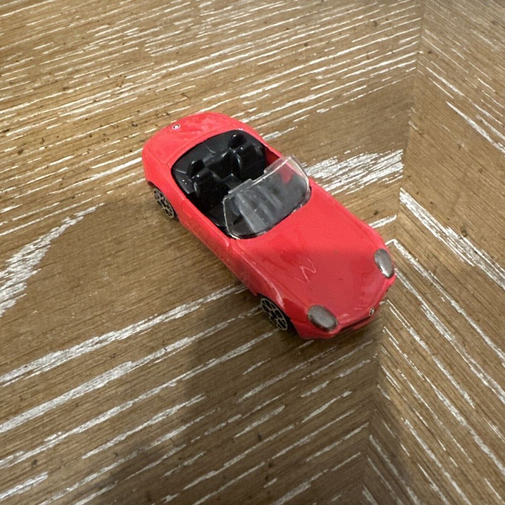 Maisto BMW Z8 Red 1:64
